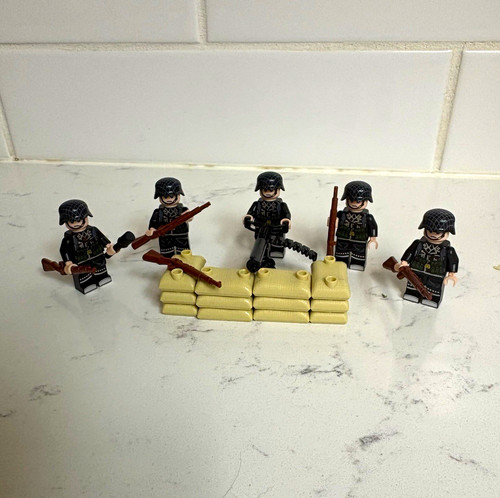 Ww2 mini figures - ww2, weapons