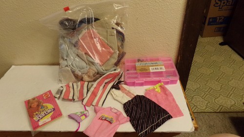 Lot barbie clothing misc - lot,