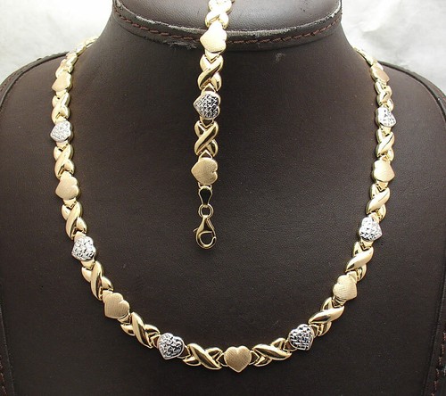 Diamond cut hearts kisses - hearts,
