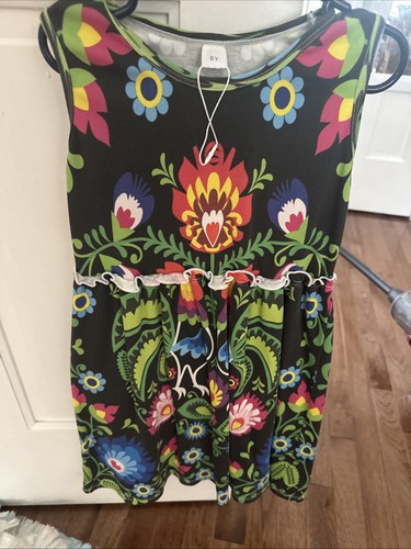 Girls size colorful floral - 8,