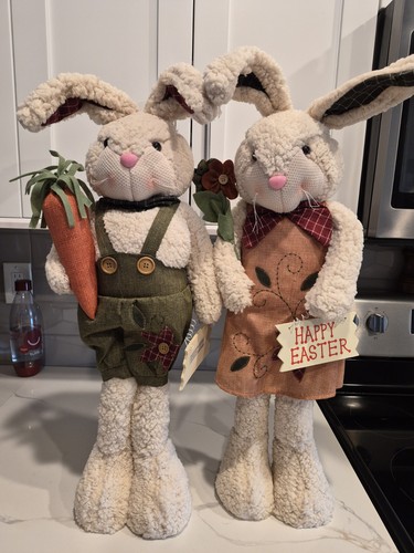 Large pair standing - standing, mr.
