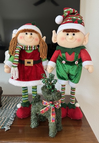 Red green plush standing - red,
