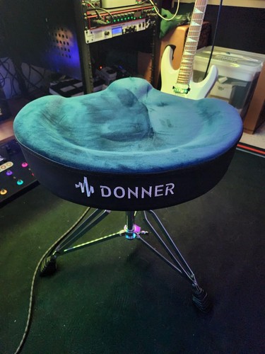 Donner drum throne - drum, motorcycle
