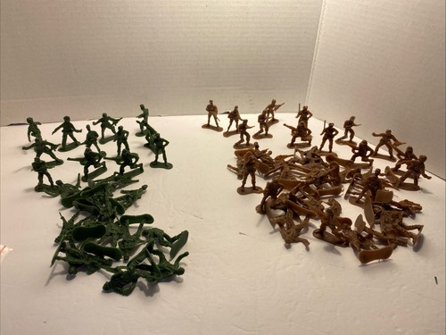 Tan army men 26 green - tan, vs