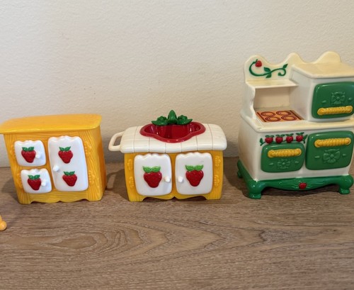 Vintage 1983 strawberry - vintage,