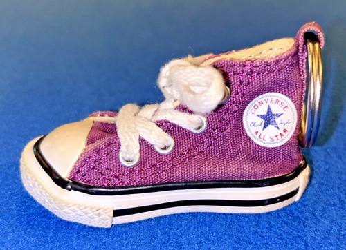 Converse tennis shoes - converse, chuck