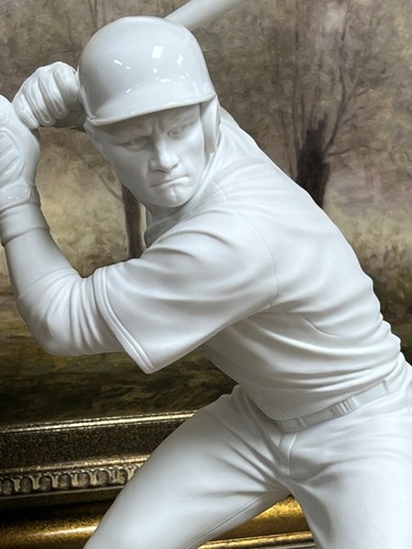 Amazing lladro baseball - amazing, 19"