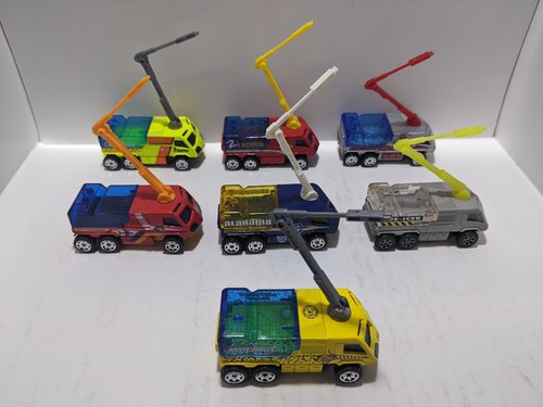 Matchbox 2000 airport pumper - 2000,