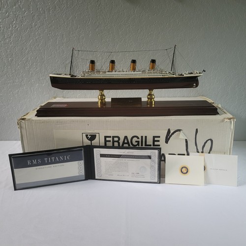 Rms titanic ship - rms, (model)