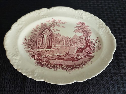 Vintage english abbey - english, red