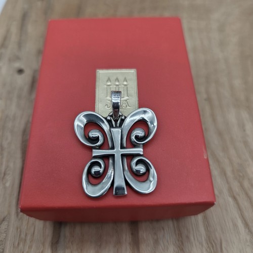 Retired james avery - james,