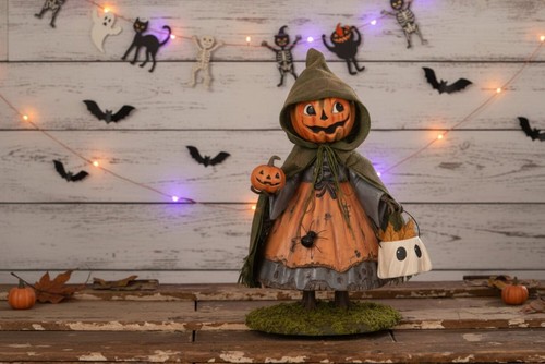 Bethany lowe halloween smiling - halloween,