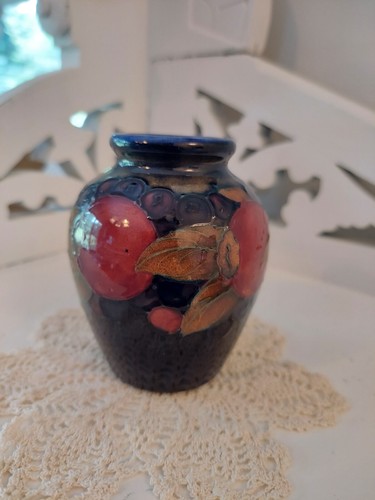 William moorcroft art - , pottery