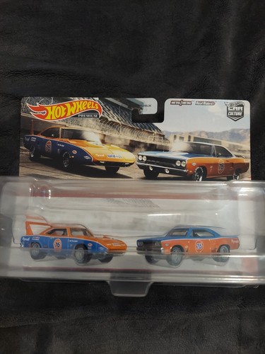 Hot wheels premium car - hot,