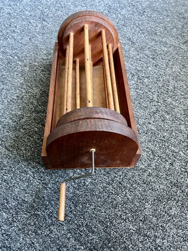 Vintage wooden fish line - wooden,