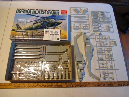Academy army 60a - us, uh-60a