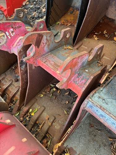 Kubota k7884 bucket fits - k7884, 18"
