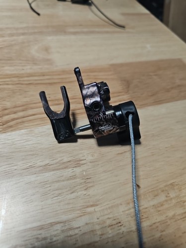 Qad arrow rest right hand - arrow,