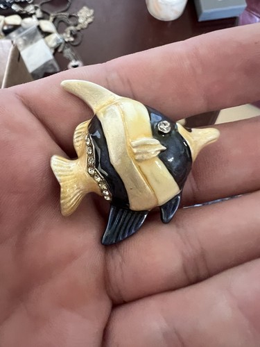 Vintage fish brooch pin - brooch,