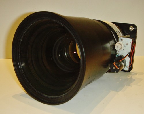 Lens long throw motorized zoom - motorized,