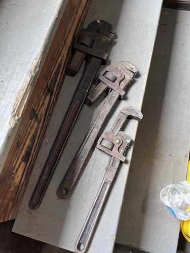Stillson pipe wrenches - stillson,