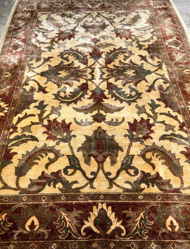 Hand knotted indian - 6'6"x9'6'', hand-knotted