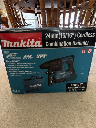 New makita drill - , 18v