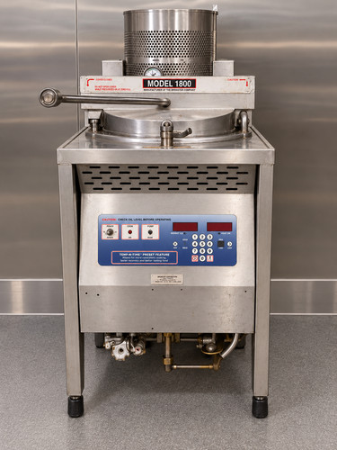 Broaster model 1800 commercial - model,