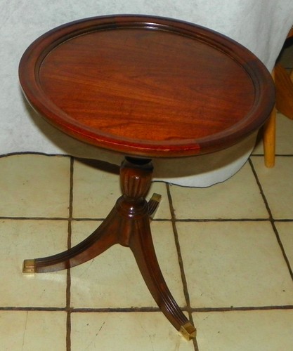 Mahogany leg lamp table - leg,