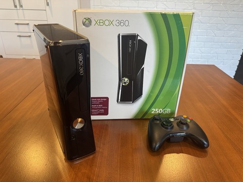 Microsoft xbox 360 - s, 250gb