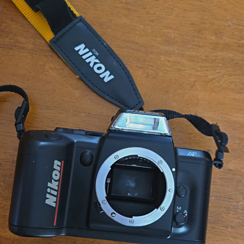 Nikon n4004 35mm - nikon,