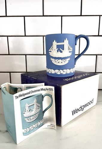 Vintage wedgwood christmas mug - vintage,