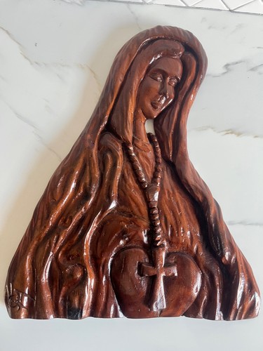 Vnt hand carved wood madonna - hand,