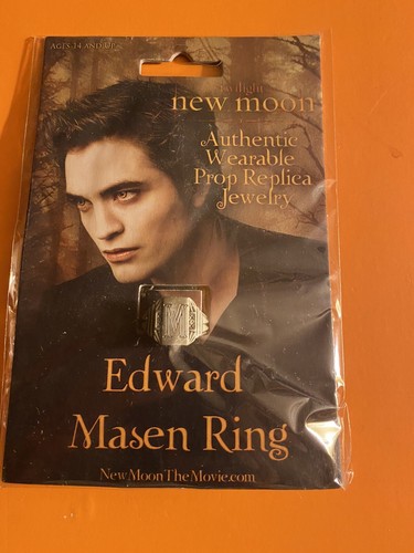 Neca twilight edward cullen - neca,