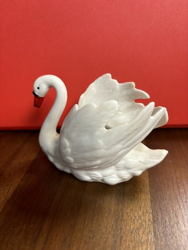 Swan figurine goebel - swan,