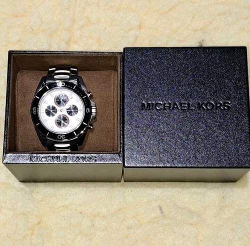 Michale kors men watch - michale,