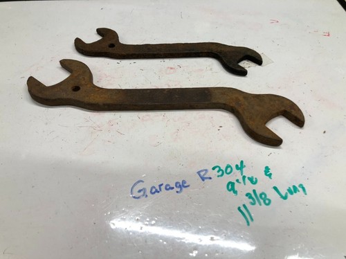 Vintage original deere - deere, script