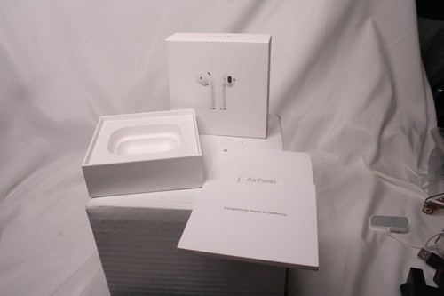 Apple airpods box - apple,