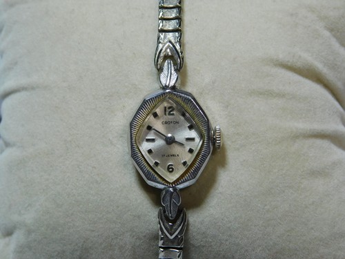 Vintage womens croton - vintage,