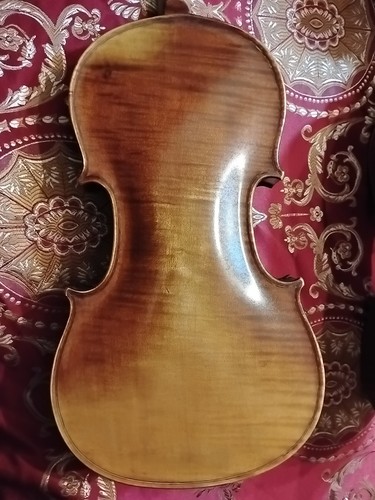 Fine antique violin - fine,