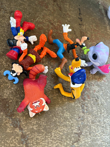 Disney figures lot - disney,