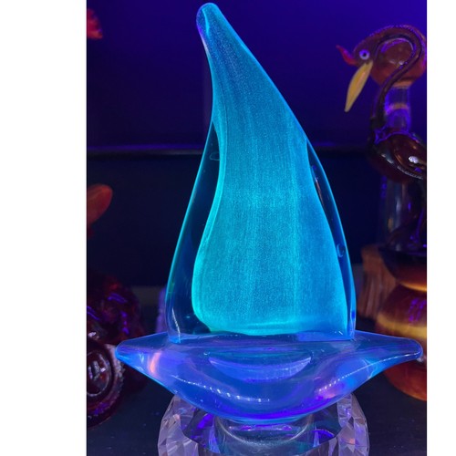 Dynasty gallery glass sailboat - gallery,