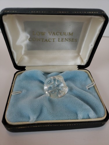 Vintage prosthetic glass eye - vintage,