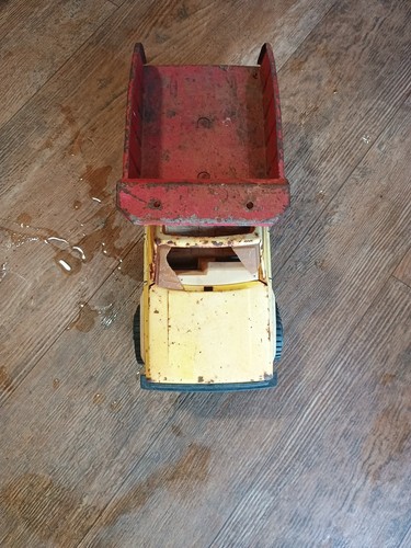 Tonka dump truck red bed - tonka,