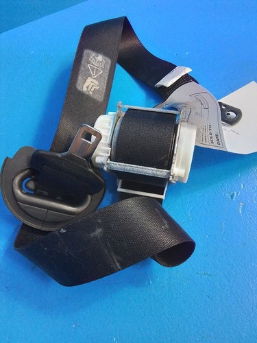Bmw 2008 seat belt front - bmw,