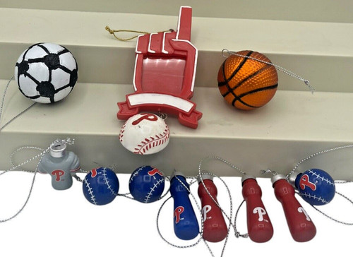Lot sports ornaments - lot,