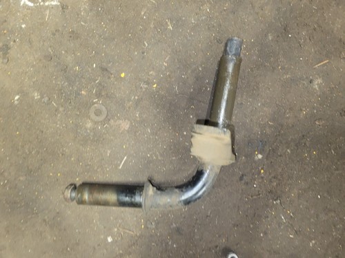 Cub cadet steering spindle - cub,