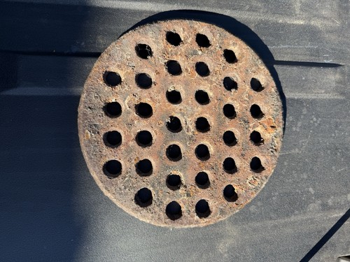 Round cast iron fire - iron,
