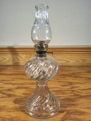 Embossed swirl twisted - embossed,