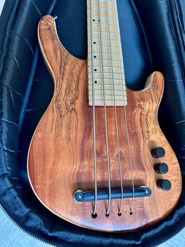 Kala hawaiian koa string - koa, 4-string